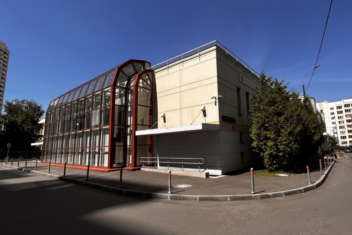 Бассейн плавательный 25-метровый крытый